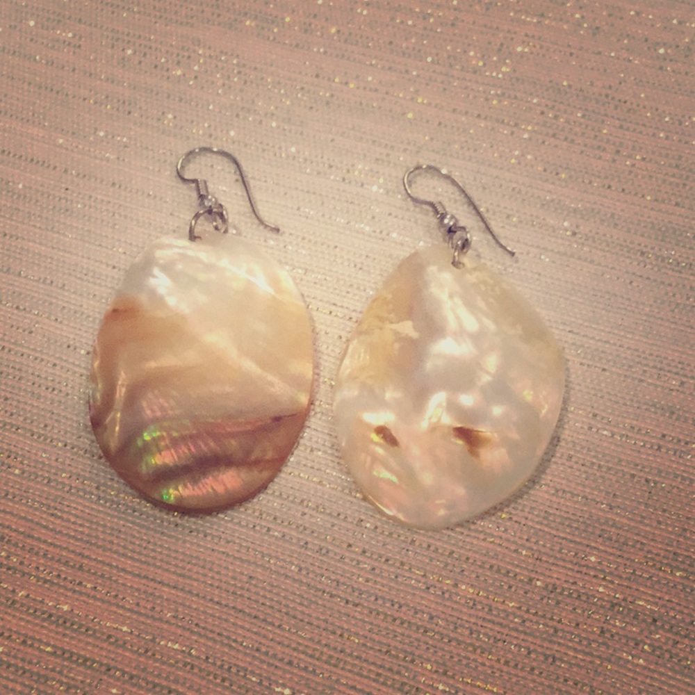 Beautiful Shell Drop Earrings